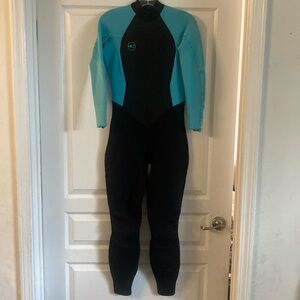 Women’s Reactor-2 3/2mm back zip full wet suit
